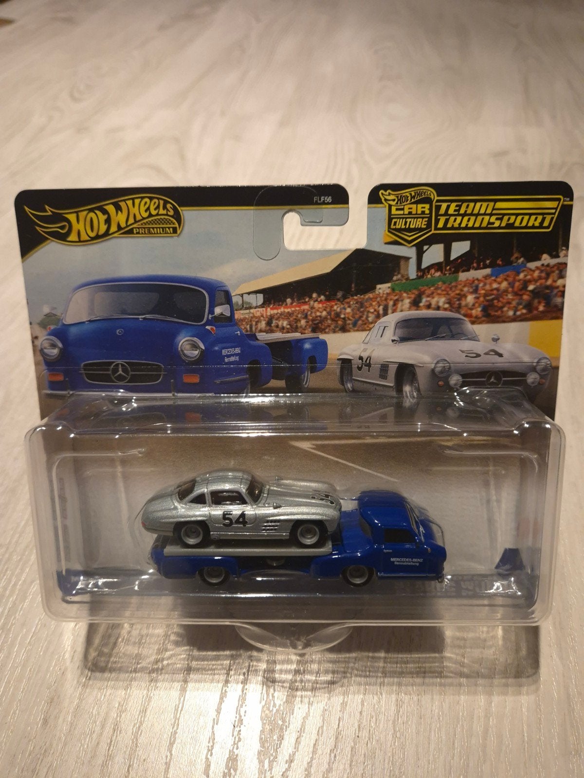Hot Wheels Premium Team Transport Mercedes-Benz 300 SL, Hobby en Vrije tijd, 1:50 of kleiner, Auto, ....., .....