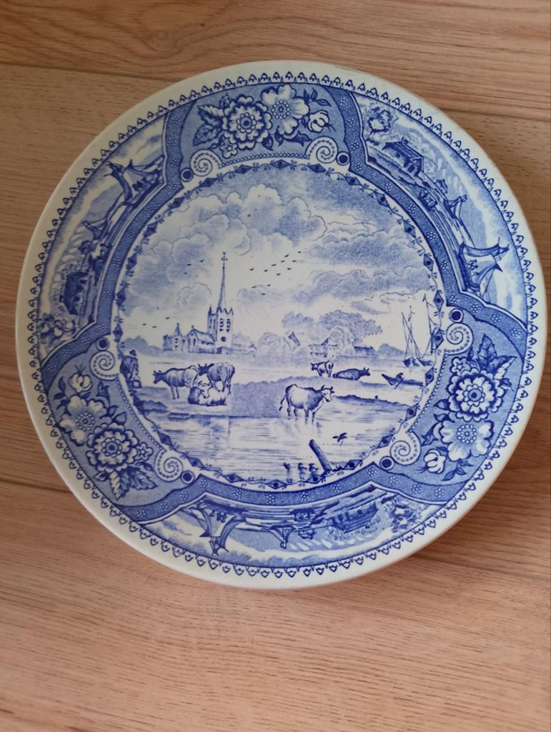 Prachtig Delfts Blauw Wandbord met Hollands Landschap, Antiek en Kunst, Antiek | Wandborden en Tegels, Ophalen of Verzenden