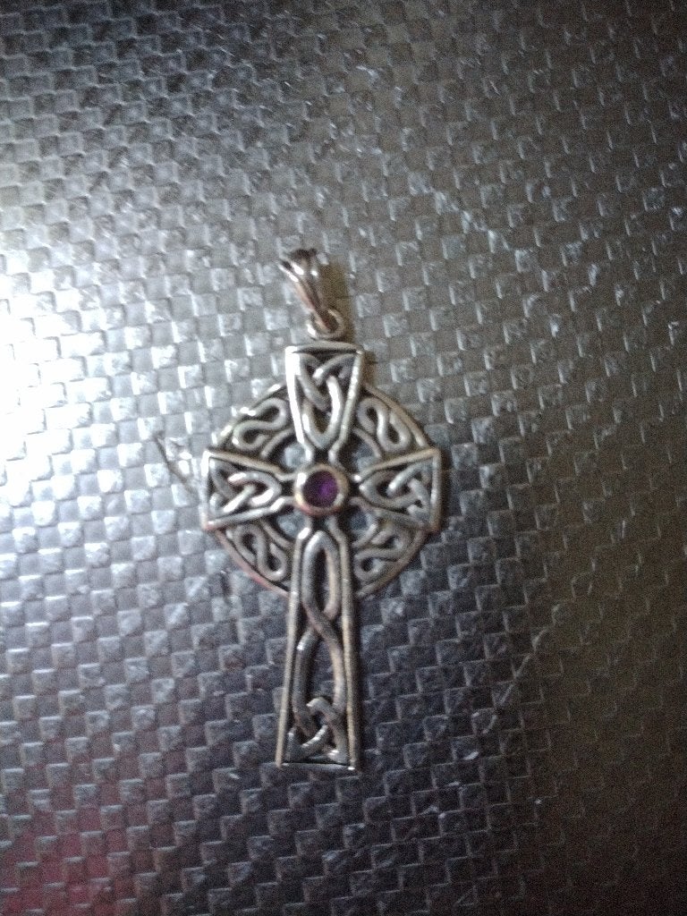 Zilveren celtisch kruis met amethyst, Paars, Ophalen of Verzenden, Zo goed als nieuw, Zilver