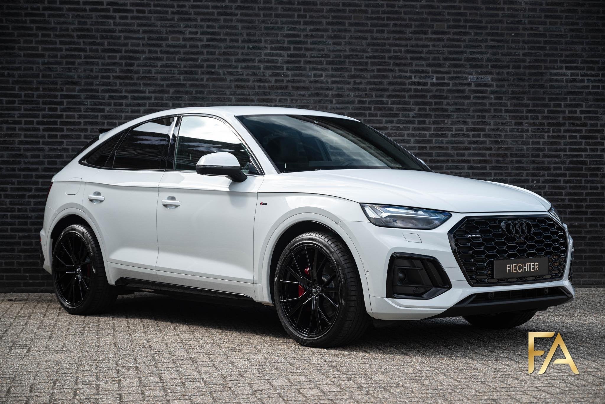 Audi Q5 Sportback 55 TFSI e S edition Competition Ruitleder|, Auto's, Dealer onderhouden, 14 kWh, Gebruikt, 4 cilinders