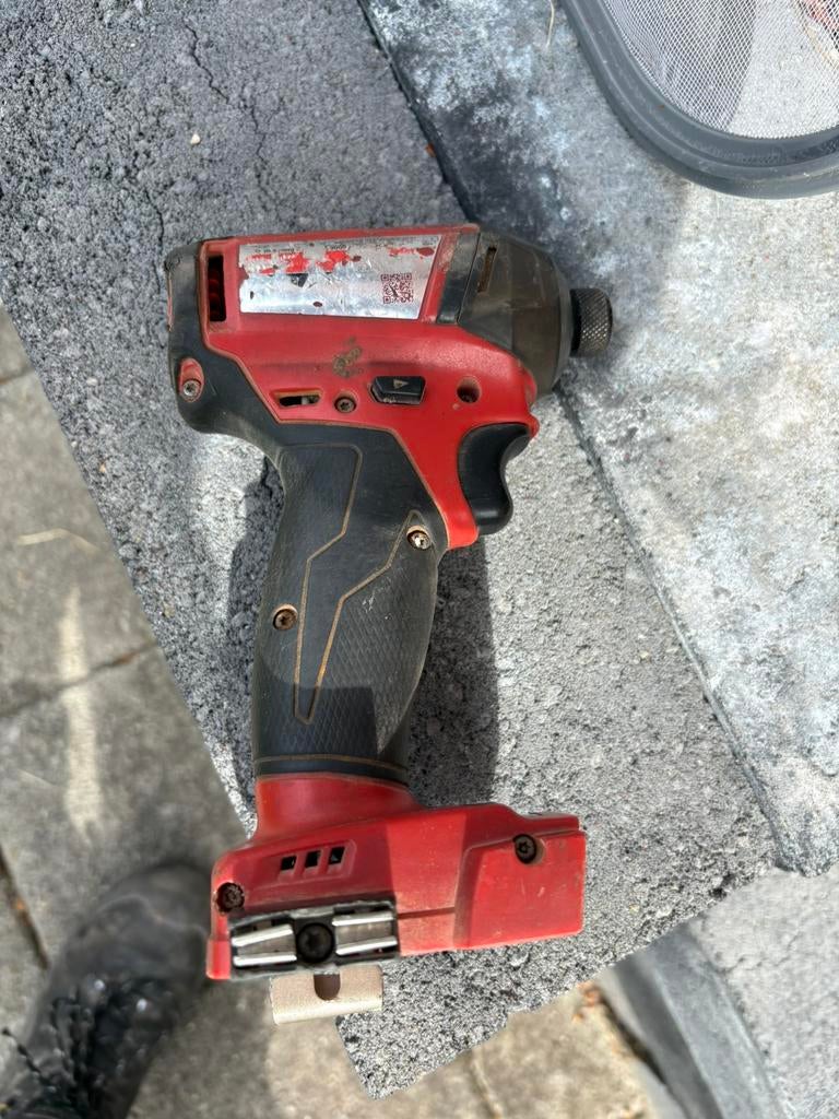 Milwaukee fqid m18 slagschroevedraaier, Doe-het-zelf en Verbouw, Gereedschap | Boormachines, Ophalen, Gebruikt, Boor- en Schroefmachine
