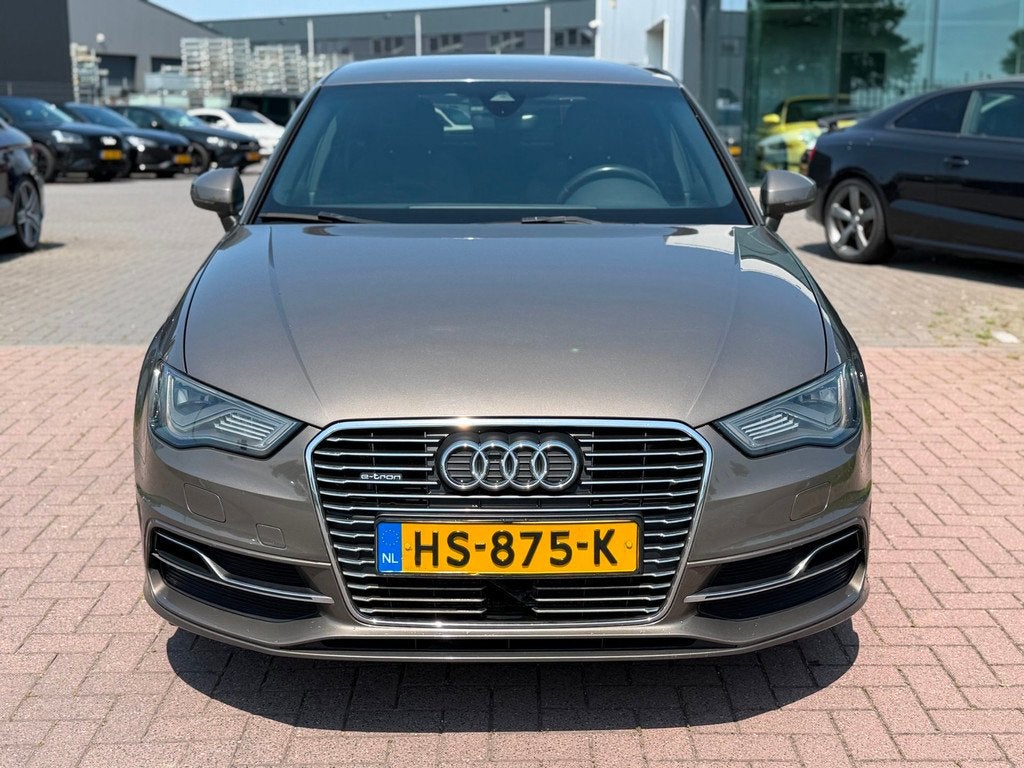 Audi A3 Sportback 1.4 e-tron PHEV Ambition Pro Line plus S-L, 8 kWh, Gebruikt, 4 cilinders, 180 min