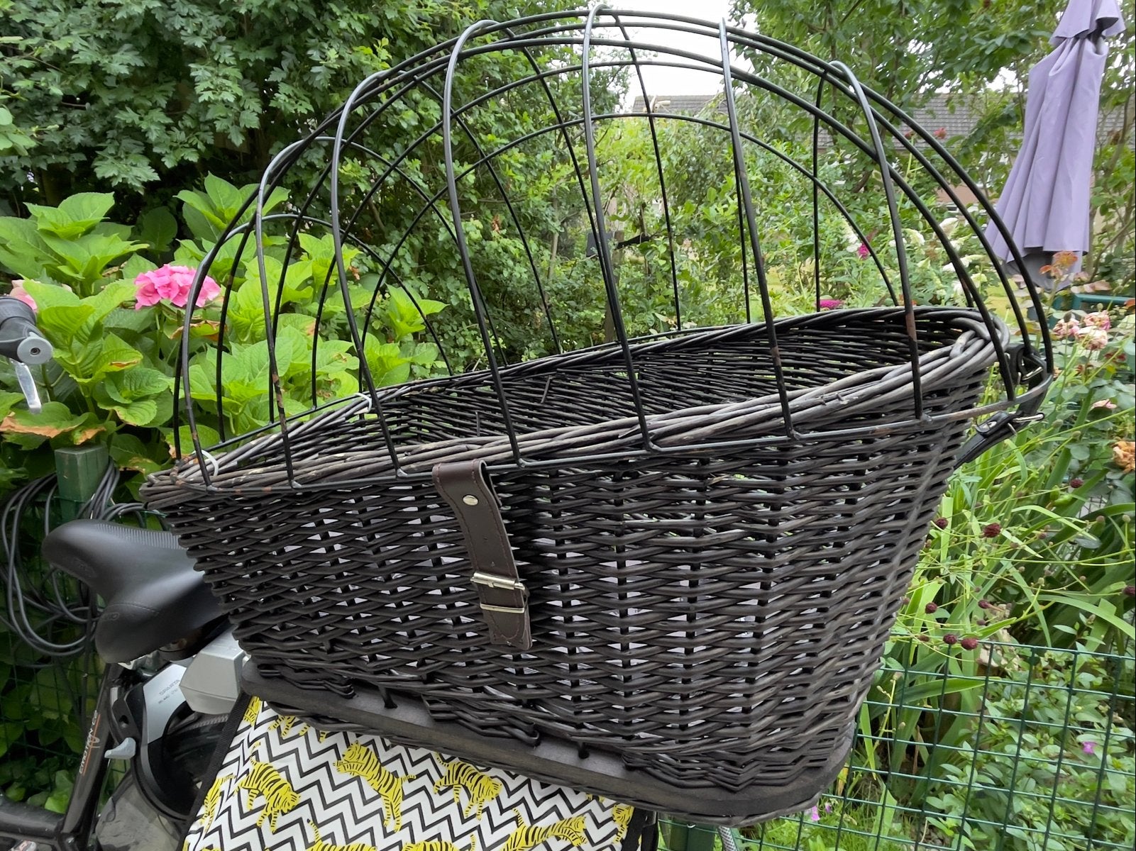 Hondenfietsmand Basil met kussen en rek, Dieren en Toebehoren, Ophalen, Gebruikt, Overige