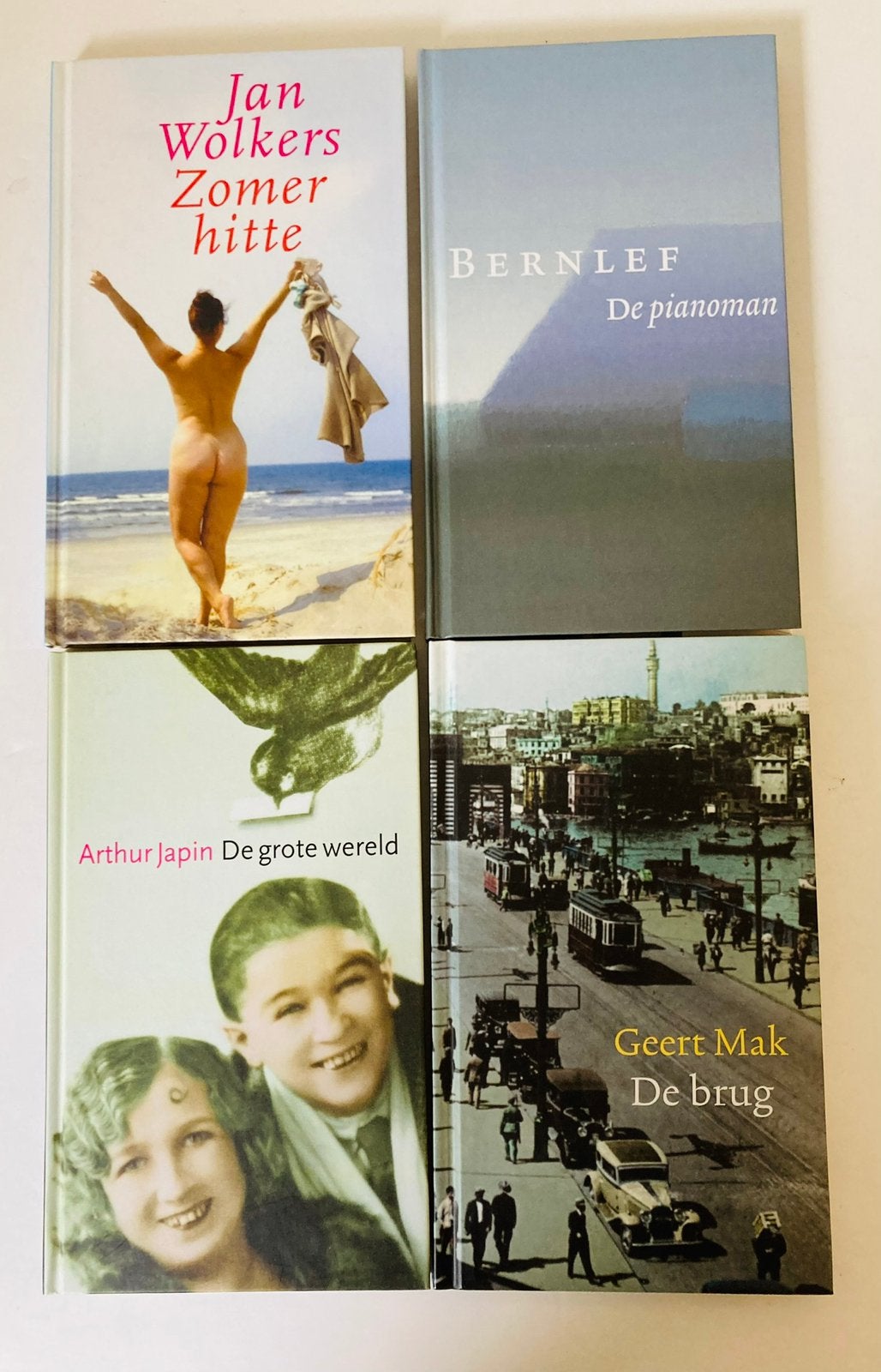 4x Boekenweekgeschenk boeken. 2005/2006/2007/2008, Ophalen of Verzenden, Zo goed als nieuw