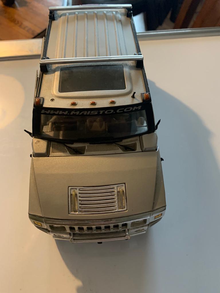 model auto hummer 1op18, Verzenden, Zo goed als nieuw, Bburago