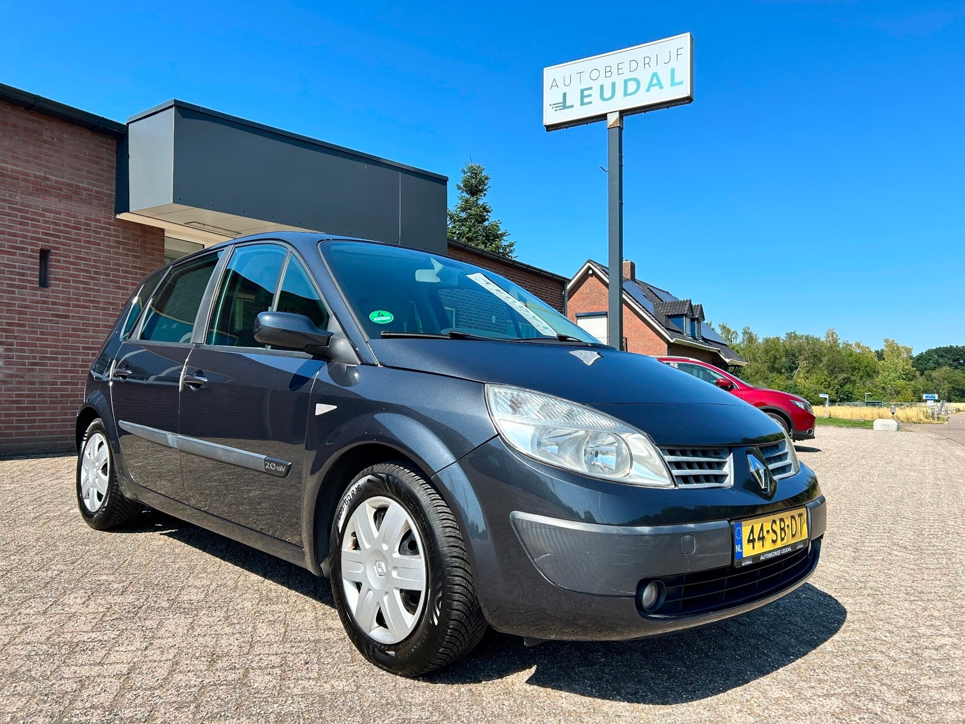 Renault Scénic 2.0-16V Dynamique Comfort // APK 24-2-2027, Auto's, 1998 cc, 135 pk, Gebruikt, 4 cilinders