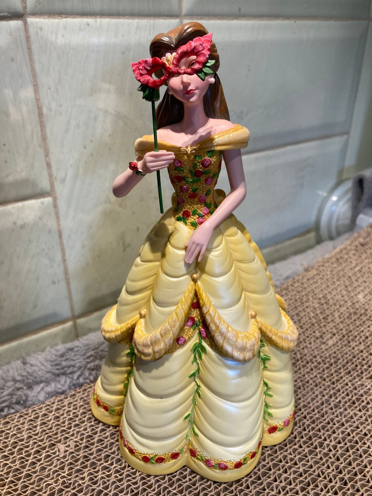 Disney Showcase, Ophalen of Verzenden, Assepoester of Belle, Zo goed als nieuw, Beeldje of Figuurtje