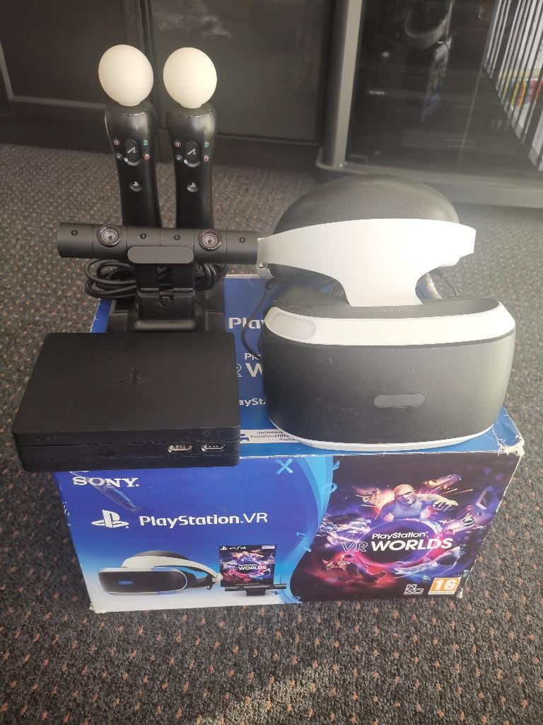 Playstation VR Bril met toebehoren, Ophalen, Met games, Zo goed als nieuw, Met 1 controller