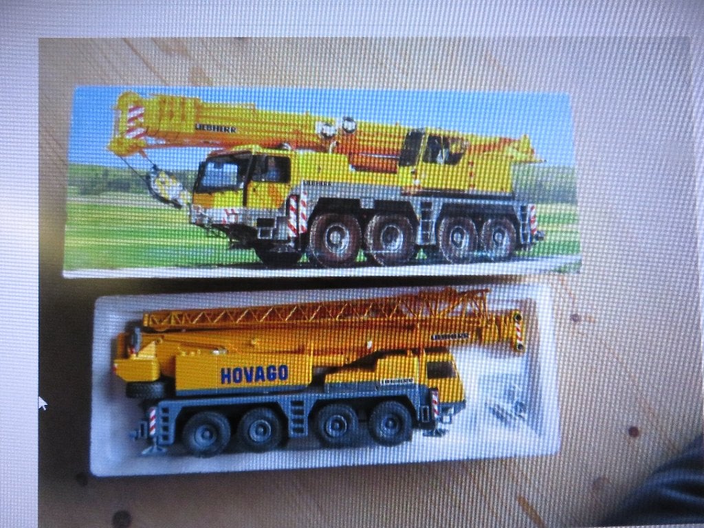 Conrad Liebherr LTM 1090-1. Telescopische Kraan 1:50. Nieuw, Ophalen of Verzenden, Nieuw, Hijskraan, Tractor of Landbouw, Conrad