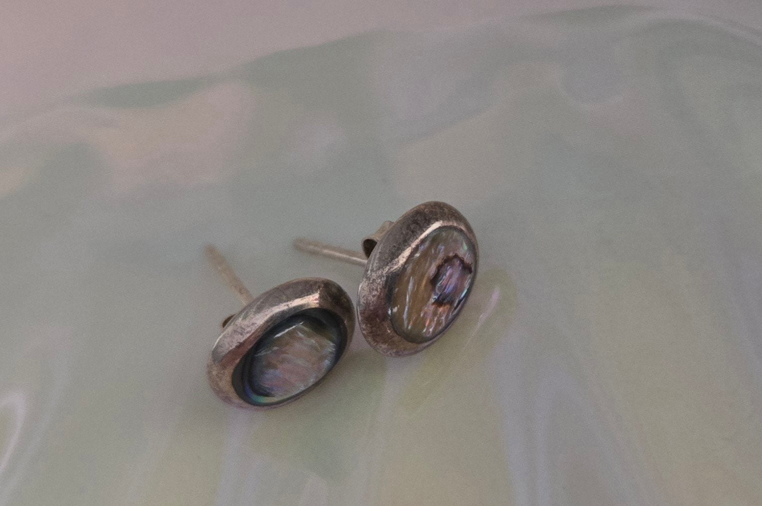 Abalone zilveren oorbellen., Sieraden, Tassen en Uiterlijk, Piercings, Ophalen of Verzenden, Nieuw, Zilver