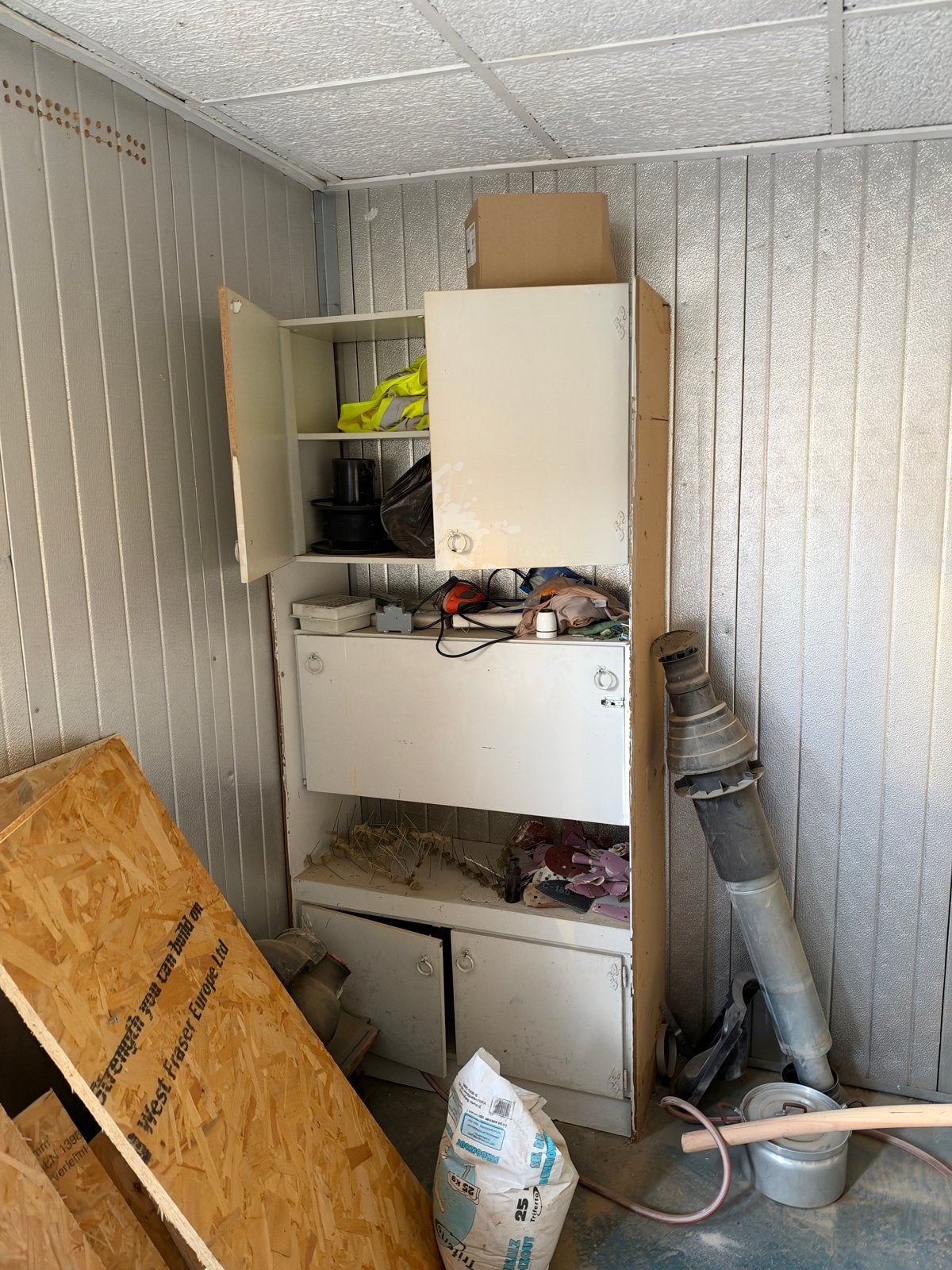 Oude kast met planken, Ophalen of Verzenden, Gebruikt