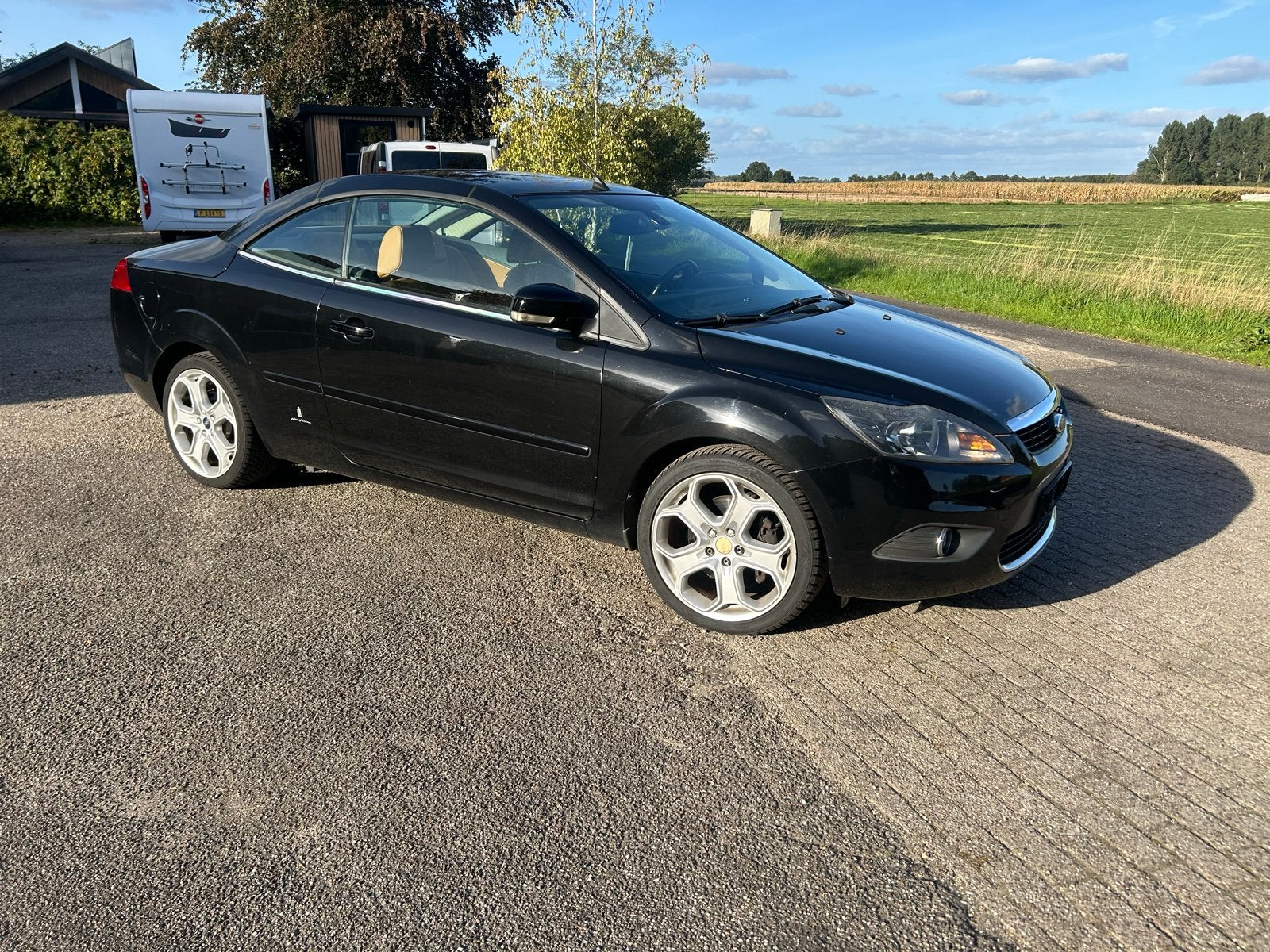 Ford Focus 2.0 107KW CC 2010 Zwart, Auto's, 4 cilinders, Cabriolet, 4 stoelen, Zwart