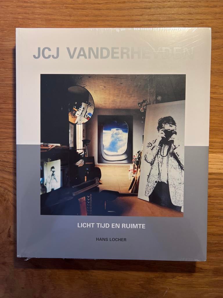 JCJ VANDERHEYDEN: Licht Tijd en Ruimte - Hans Locher, Ophalen of Verzenden, Nieuw, Fotografie algemeen