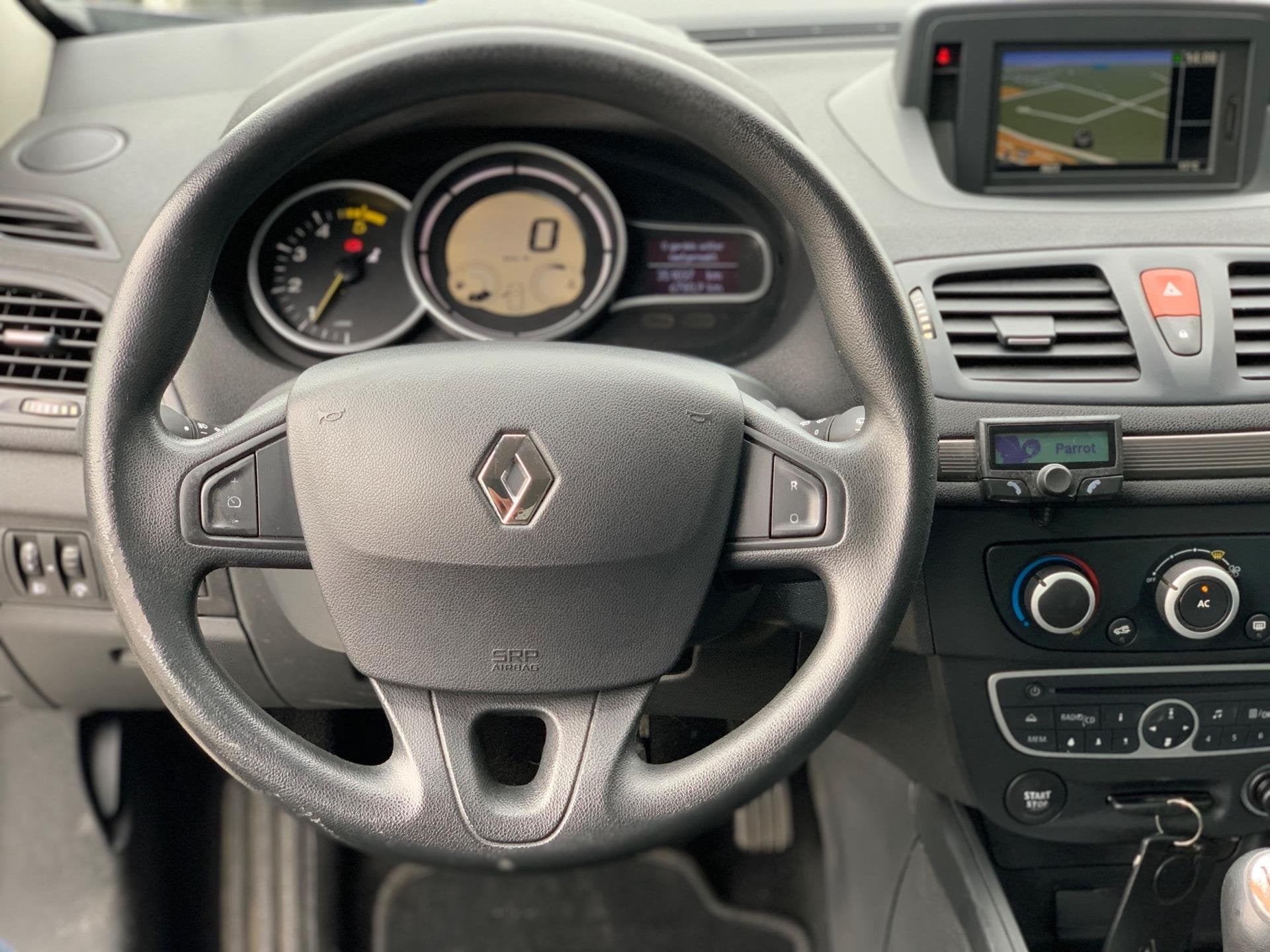 Renault Mégane Estate 1.5 dCi Expression | Navigatie | Crui, Auto's, Renault, Voorwielaandrijving, Euro 5, Gebruikt, 1225 kg