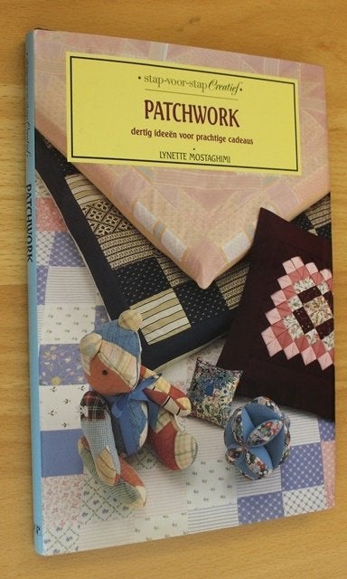 STAP VOOR STAP CREATIEF-PATCHWORK - Mostaghimi - 1029934, Boeken, Hobby en Vrije tijd, Zo goed als nieuw, Borduren en Naaien, Ophalen of Verzenden