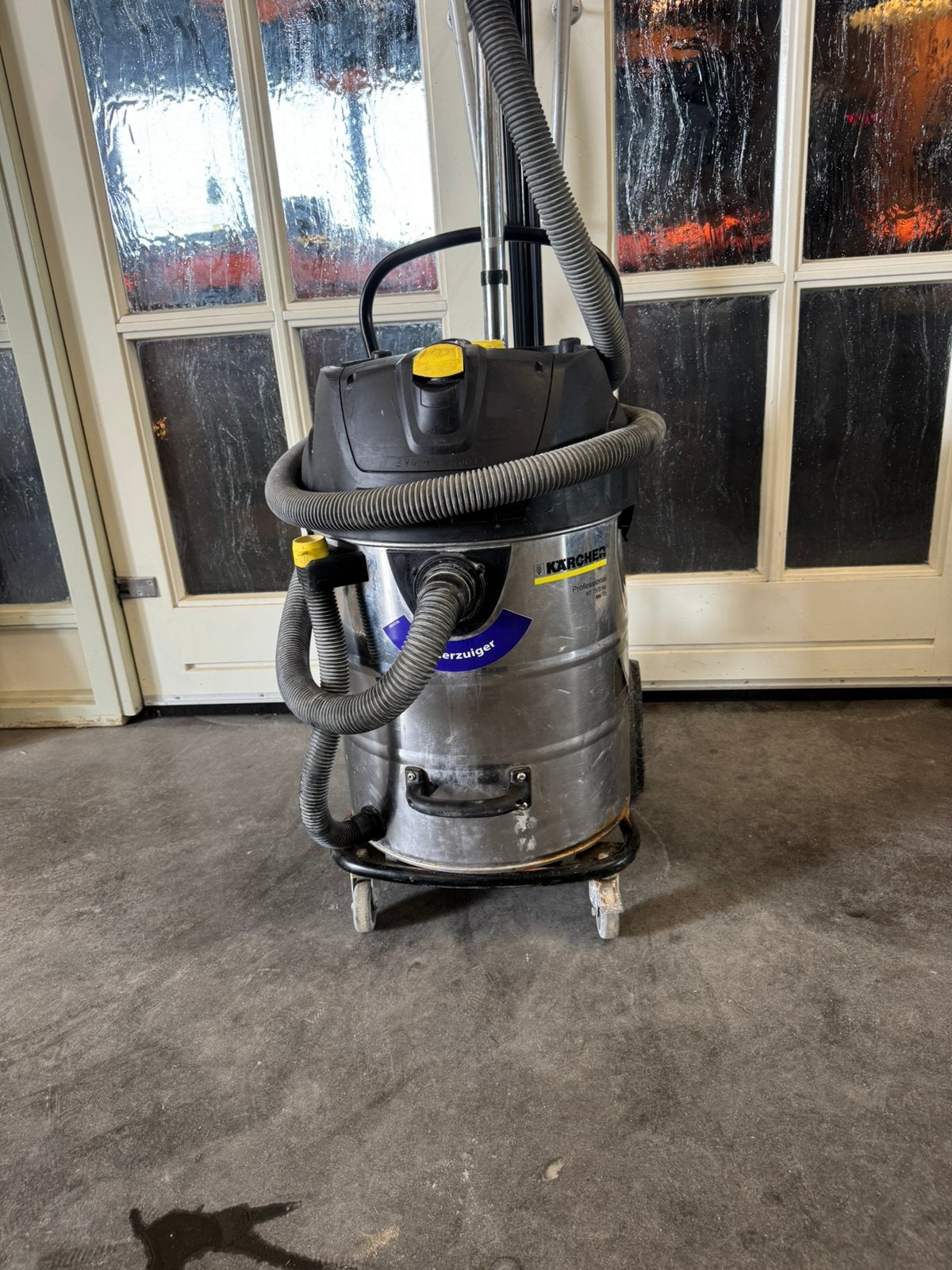 Waterstofzuiger karcher, Ophalen