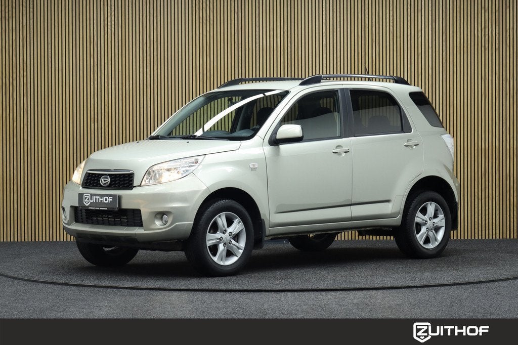 Daihatsu Terios 1.5 2WD Trophy Limited | LM Velgen | Clima |, 1350 kg, Zwart, Met garantie (alle), 400 kg