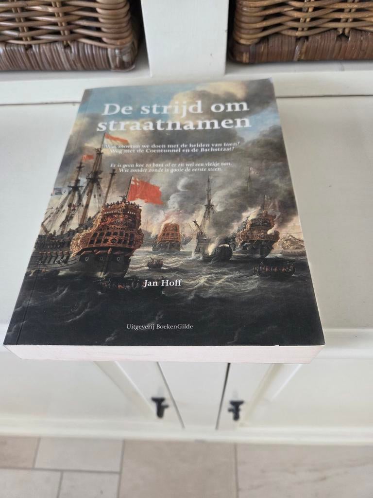 Jan Hoff - De strijd om de straatnamen, Boeken, Overige Boeken, Gelezen, Ophalen of Verzenden
