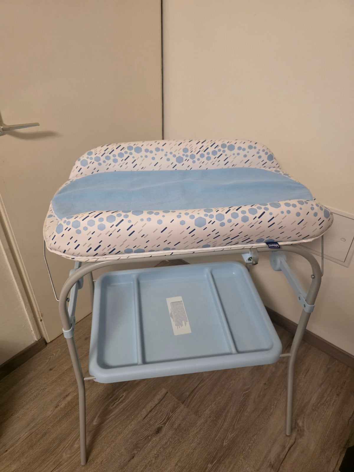 Chicco Cuddle & Bubble verzorgingstafel + babybadje, Ophalen, Zo goed als nieuw, Overige typen, Overige merken