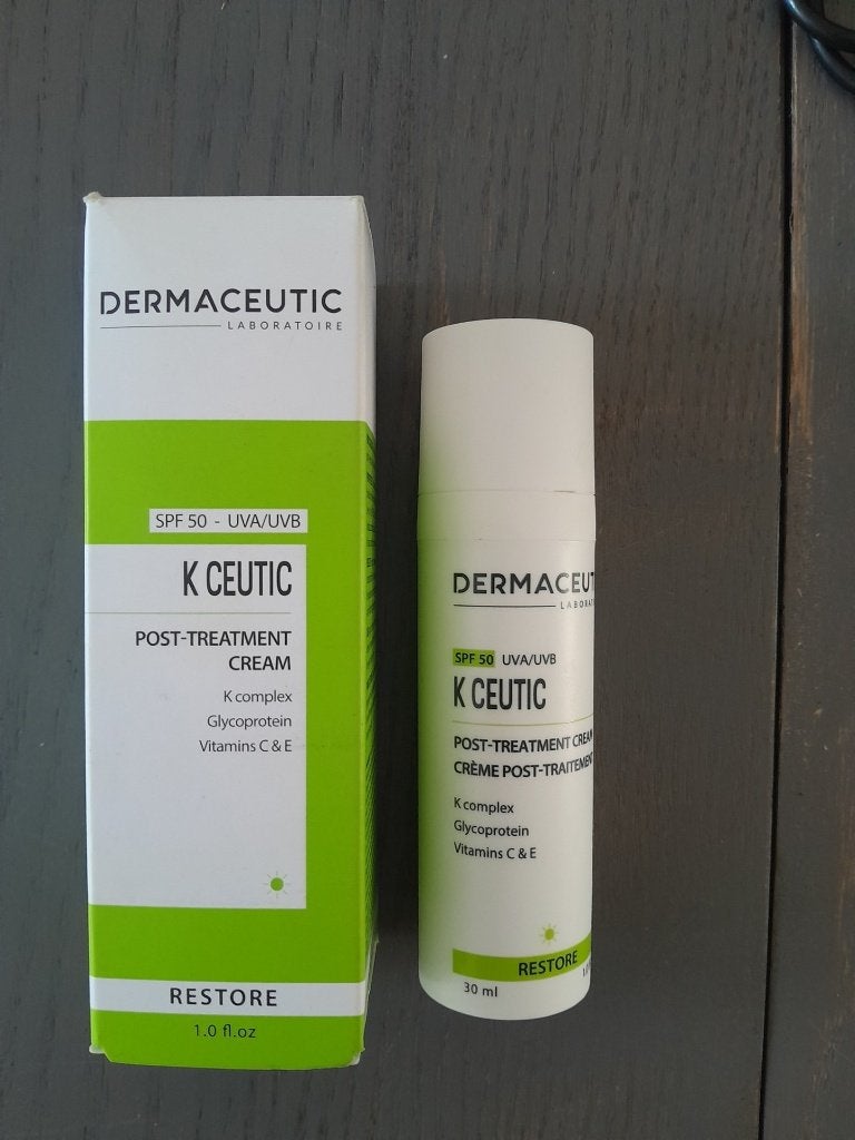 Nieuwe dagcreme medisch met spf, koopje!!, Ophalen of Verzenden, Nieuw, Gehele gezicht