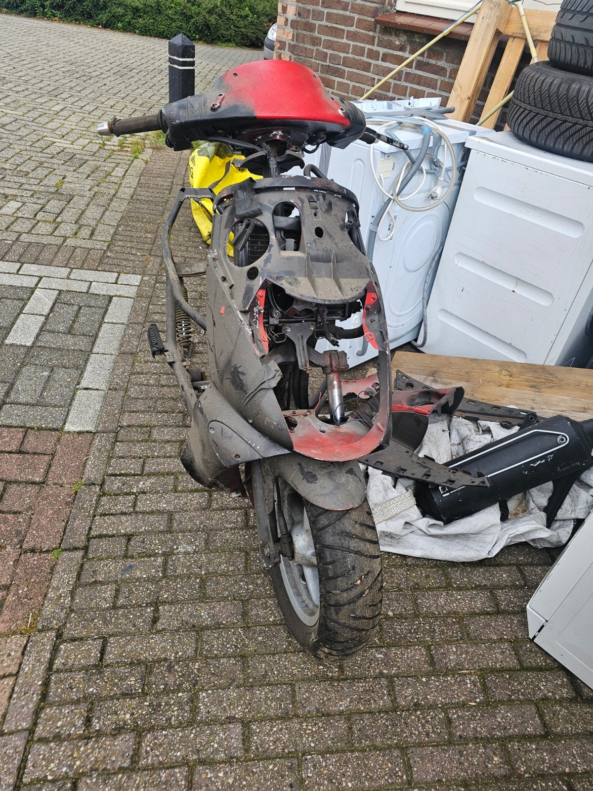Aprilia Leonardo Project - Onderdelen of opknapper, Fietsen en Brommers, Ophalen of Verzenden, Gebruikt, Tweetakt, Overige modellen