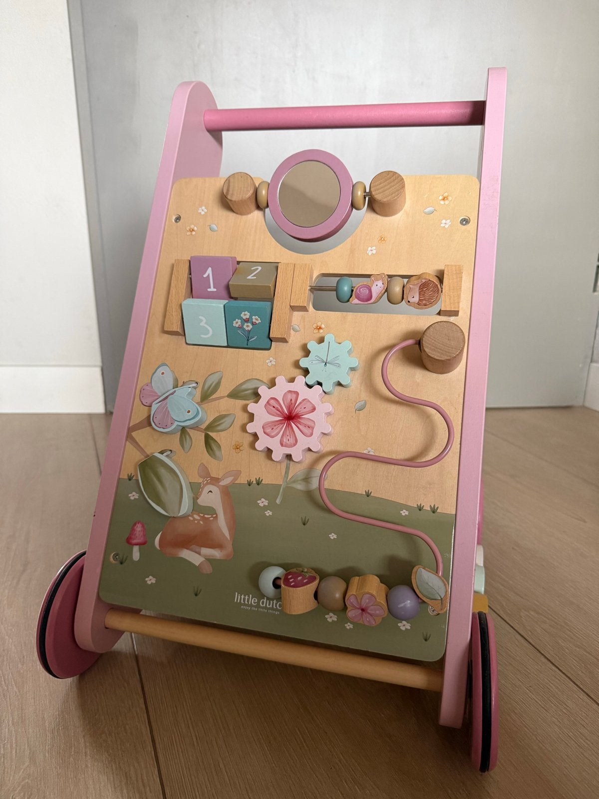 Little Dutch Houten Loopwagen met Activiteiten - Roze