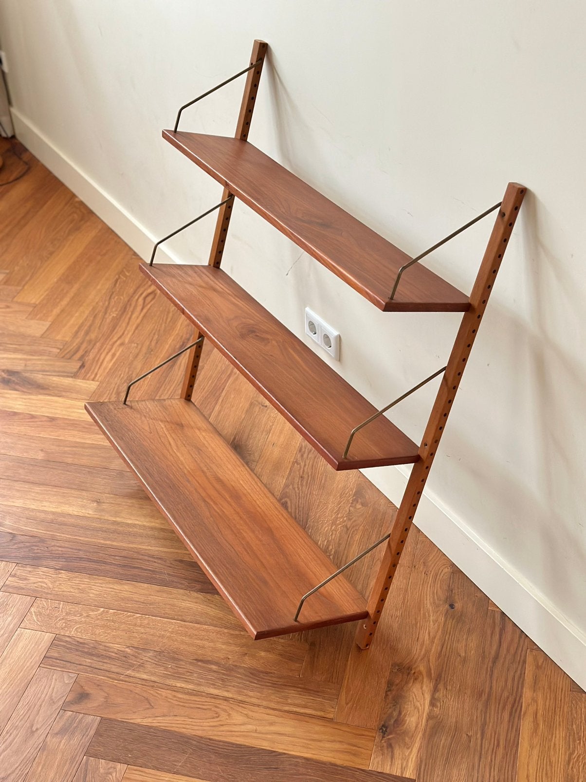 Vintage hangend wandmeubels deens teak messing jaren 50/60, Ophalen of Verzenden, Gebruikt