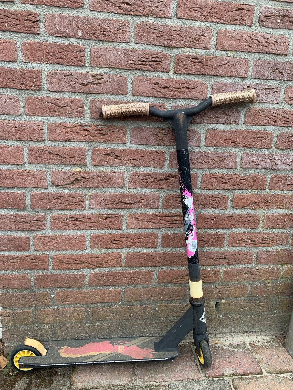 Black Dragon Stuntstep - Roestig maar functioneel, Fietsen en Brommers, Steps, Ophalen, Gebruikt, Gewone step