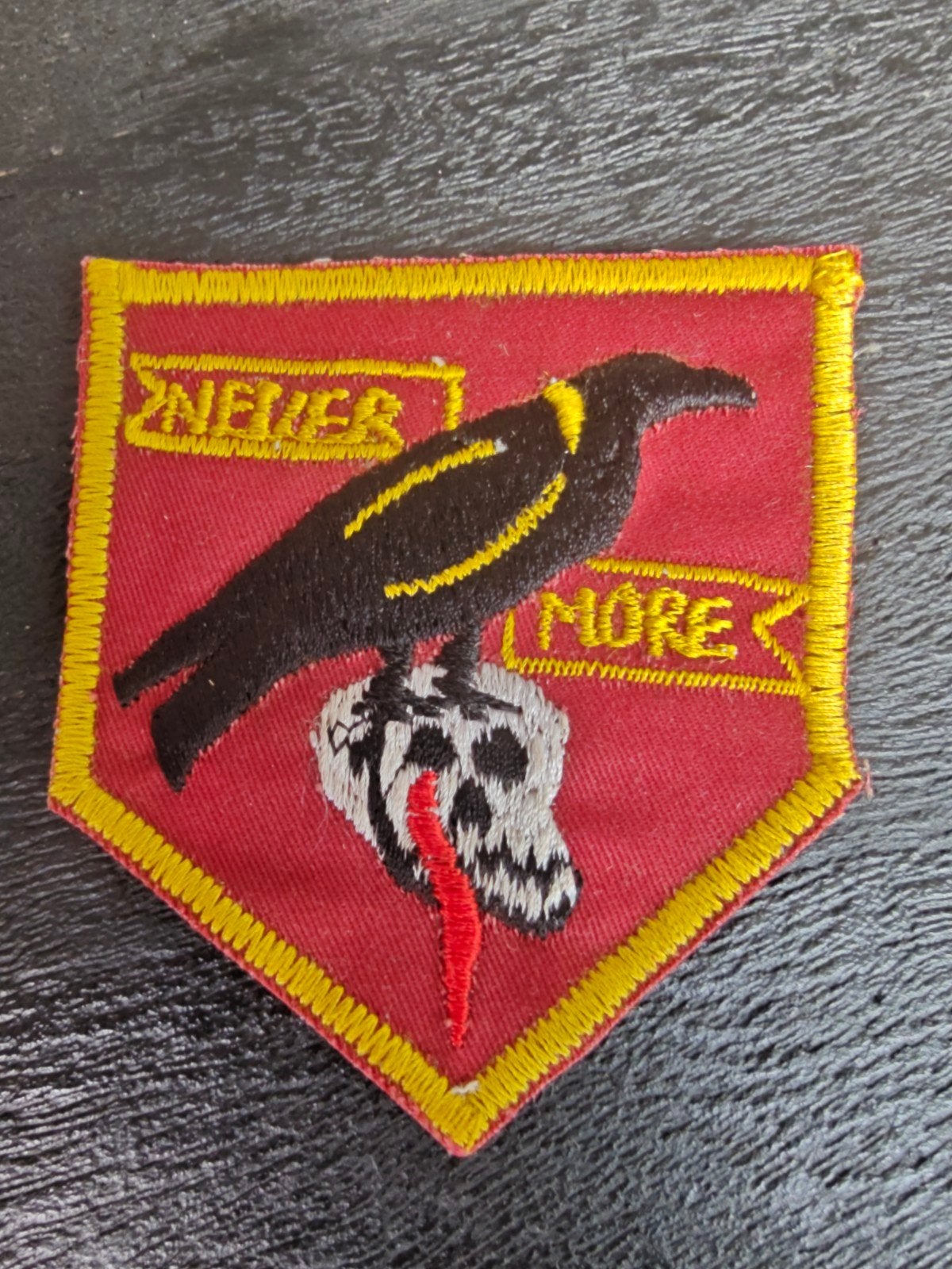 NEVERMORE - Patch - THE RAVEN - USAF 56th SPECIAL OPS - Viet, Verzamelen, Scouting, Ophalen of Verzenden, Zo goed als nieuw, Embleem, Speld of Insigne