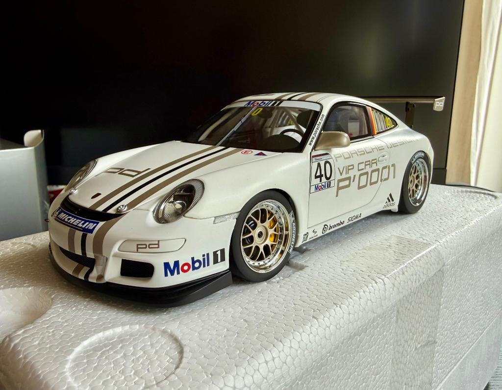 Autoart Porsche 911 GT3 Cup VIP Car #40 P Ed. Dealer 1:18, Hobby en Vrije tijd, Modelauto's | 1:18, Ophalen of Verzenden, Nieuw