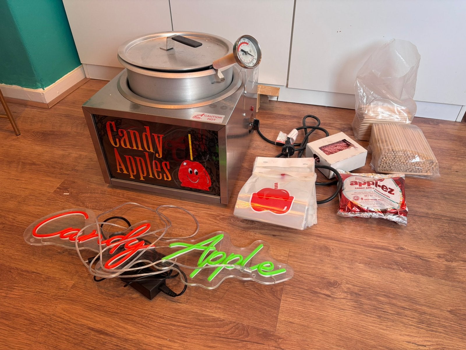 Apple cooker gold medal kermis, Ophalen, Zo goed als nieuw