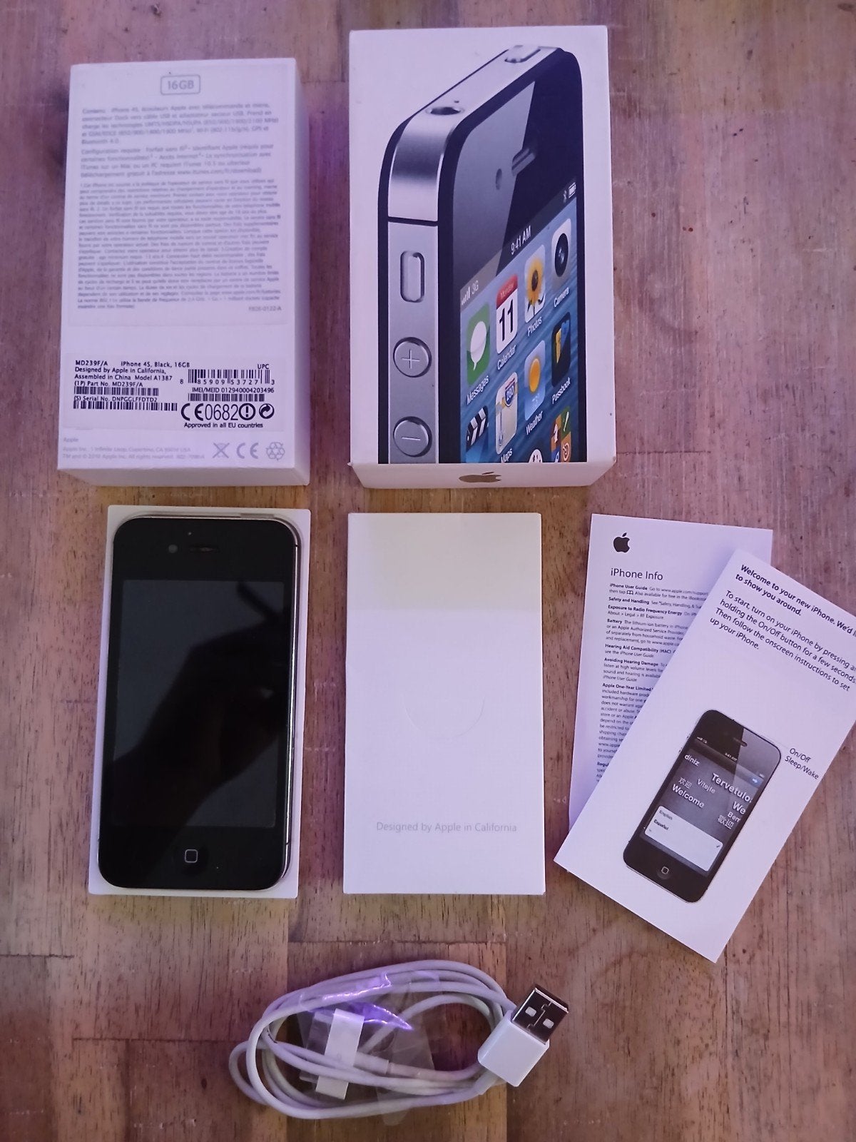 iPhone 4S 16GB met doos, handleiding en oplaadkabel, Gebruikt, 16 GB, Zwart, Ophalen of Verzenden