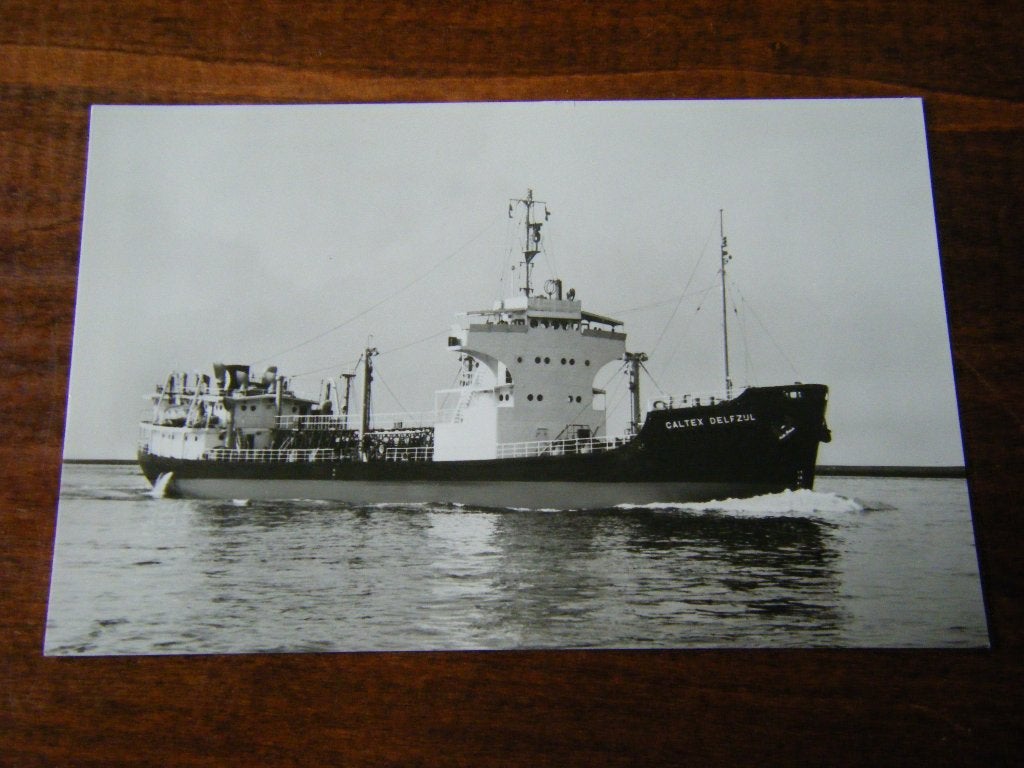 T42 - Schip - Caltex Delfzijl - Mooi/Oud, Verzamelen, Ophalen of Verzenden, Gebruikt, Kaart, Foto of Prent