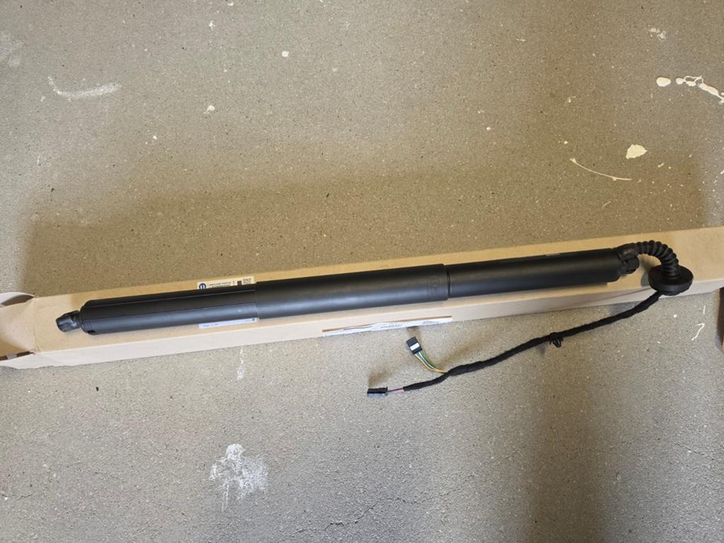 achter klep elektrische gasveer, Ophalen, Achterklep, Opel, Nieuw