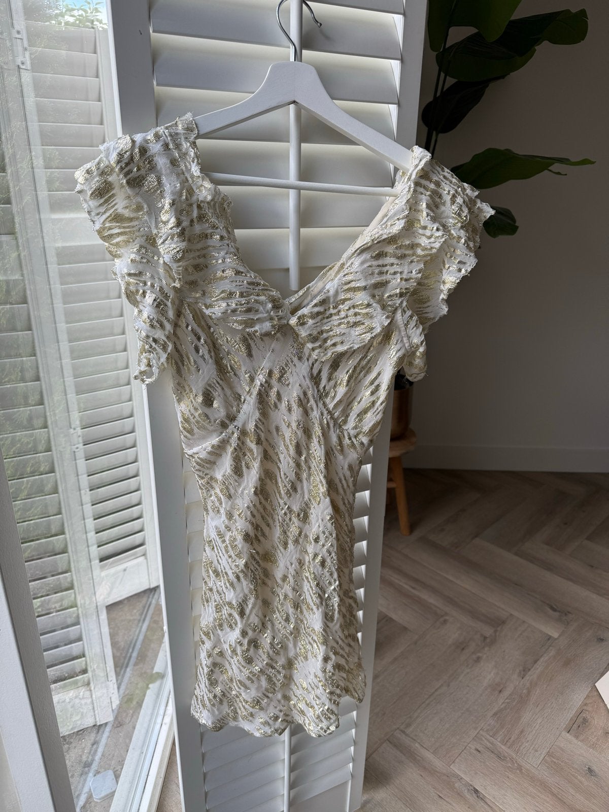 Never Fully Dressed jurk wit met goud, maat S, Ophalen of Verzenden, Maat 36 (S), Wit