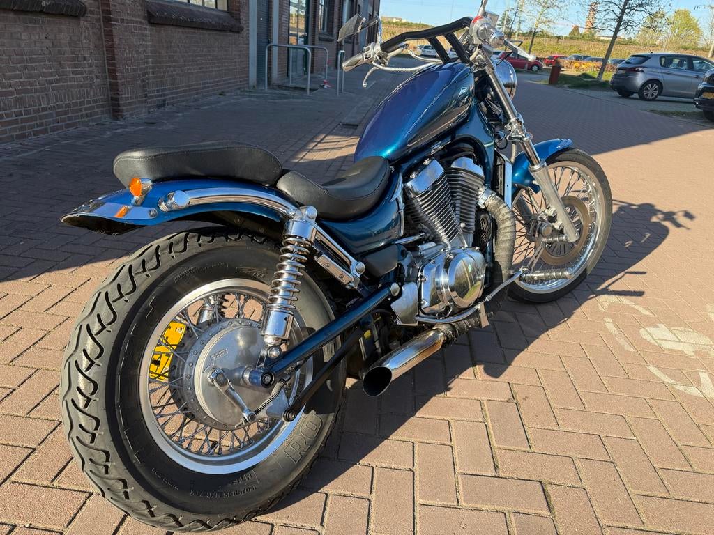 Prachtige Suzuki VS800 chopper, 2 cilinders, 805 cc, Chopper, Bedrijf