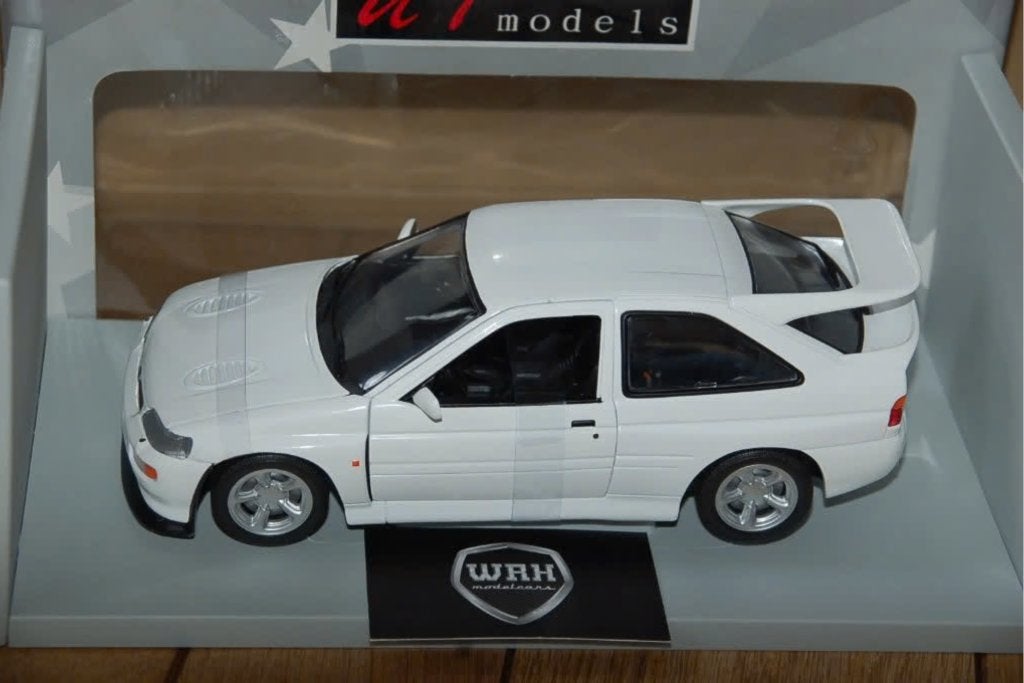 1:18 FORD ESCORT COSWORTH UT models NIEUW!! in box WRH, Hobby en Vrije tijd, Ophalen of Verzenden, Nieuw, Auto, UT Models