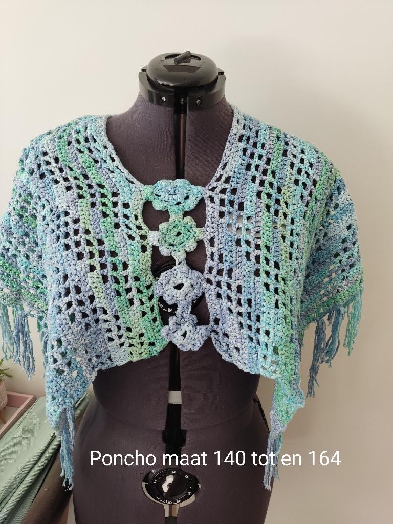 Poncho maat 140 plus Nieuw, Meisje, Nieuw, Ophalen of Verzenden, Jurk of Rok