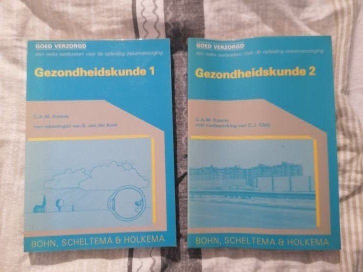 Gezondheidskunde 1 & 2 - C.A.M. Koenis (set), Gelezen, C.A.M. Koenis, Ophalen of Verzenden, MBO