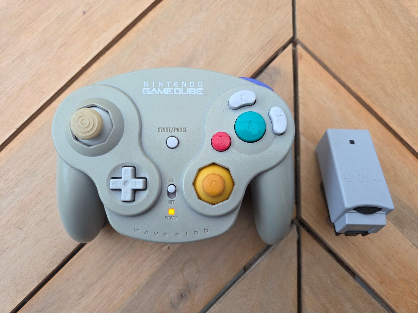Nintendo Wavebird Wireless controller, Spelcomputers en Games, Ophalen of Verzenden, Zo goed als nieuw, Met 1 controller