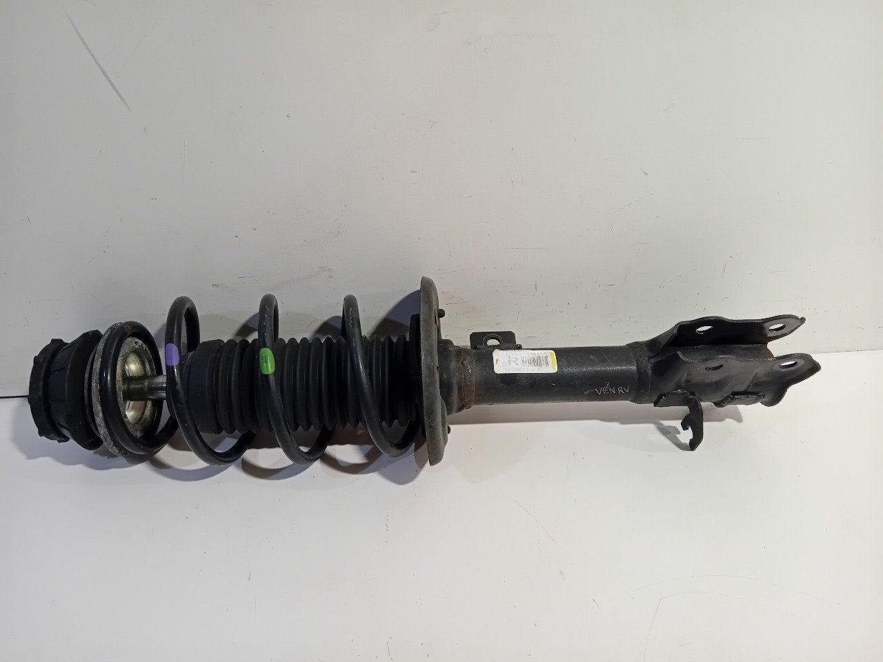 Veerpoot rechts voor Suzuki Swift, Onderdelen@venauto.nl, Van der Ven Autorecycling B.V., Gebruikt, Ettenseweg 76, 4706 PB Roosendaal, The Netherlands