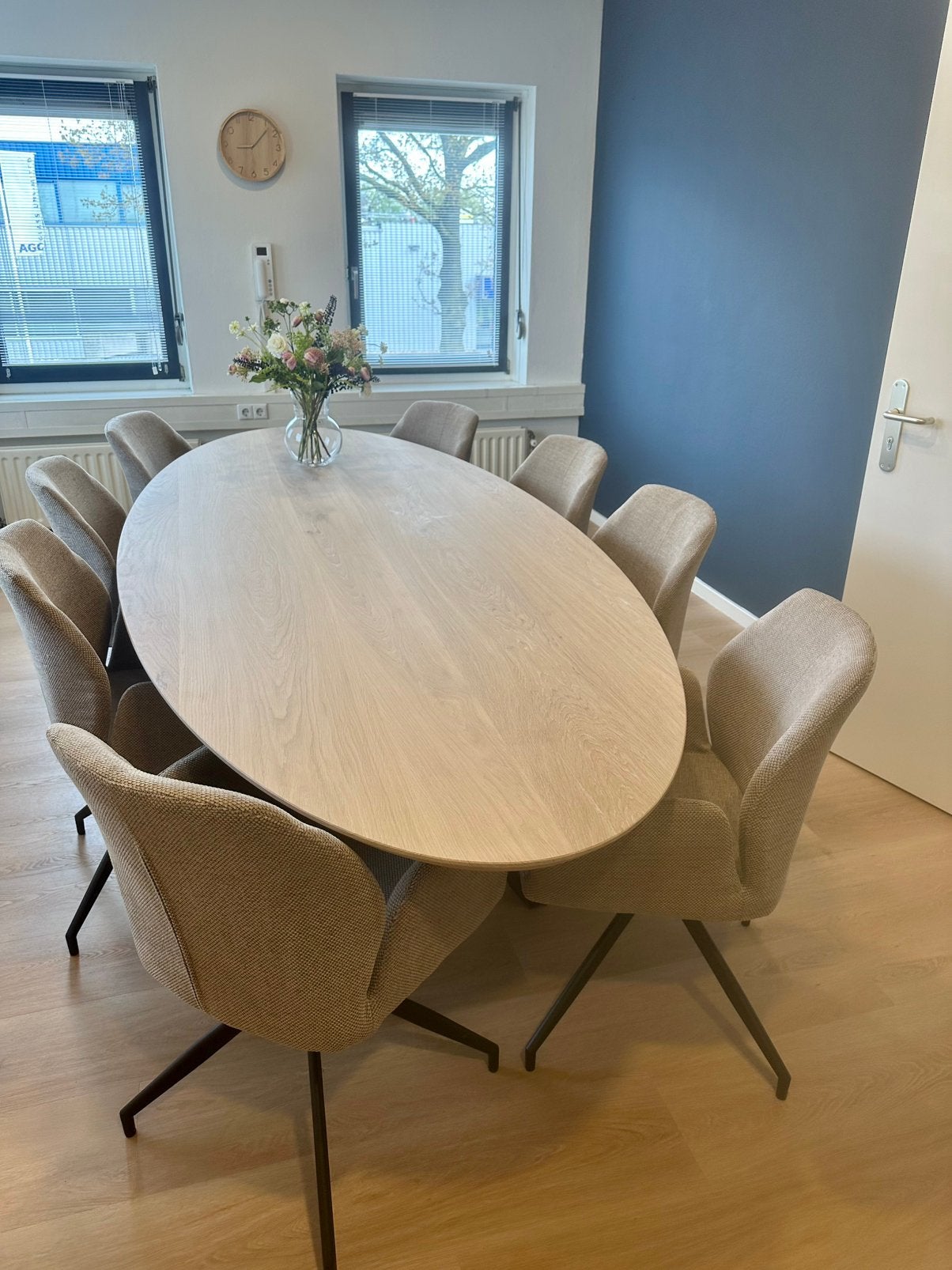 Eiken eettafel Op maat | Deens ovaal, Rond & Organisch, Ophalen, Loswal 12, 100 tot 150 cm, Info@oosten-eiken.nl