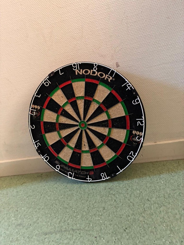 Dartbord, Sport en Fitness, Darts, Ophalen, Nieuw, Dartbord