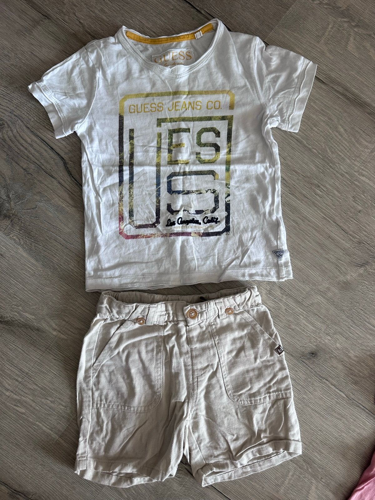 Guess T-shirt en Zara short set - Maat 104, Ophalen of Verzenden, Gebruikt, Maat 104