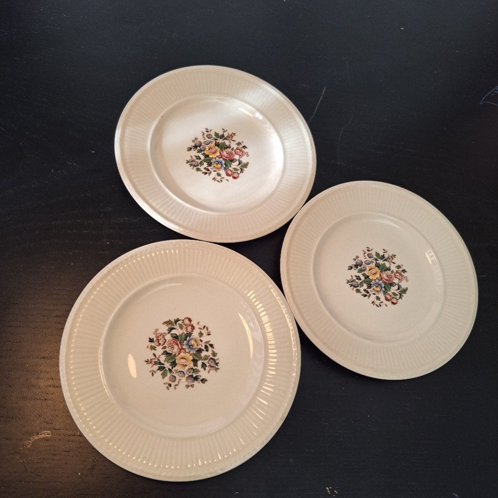 3 Wedgwood  Conway dessert borden, Ophalen of Verzenden, Zo goed als nieuw, Bord(en), Overige stijlen
