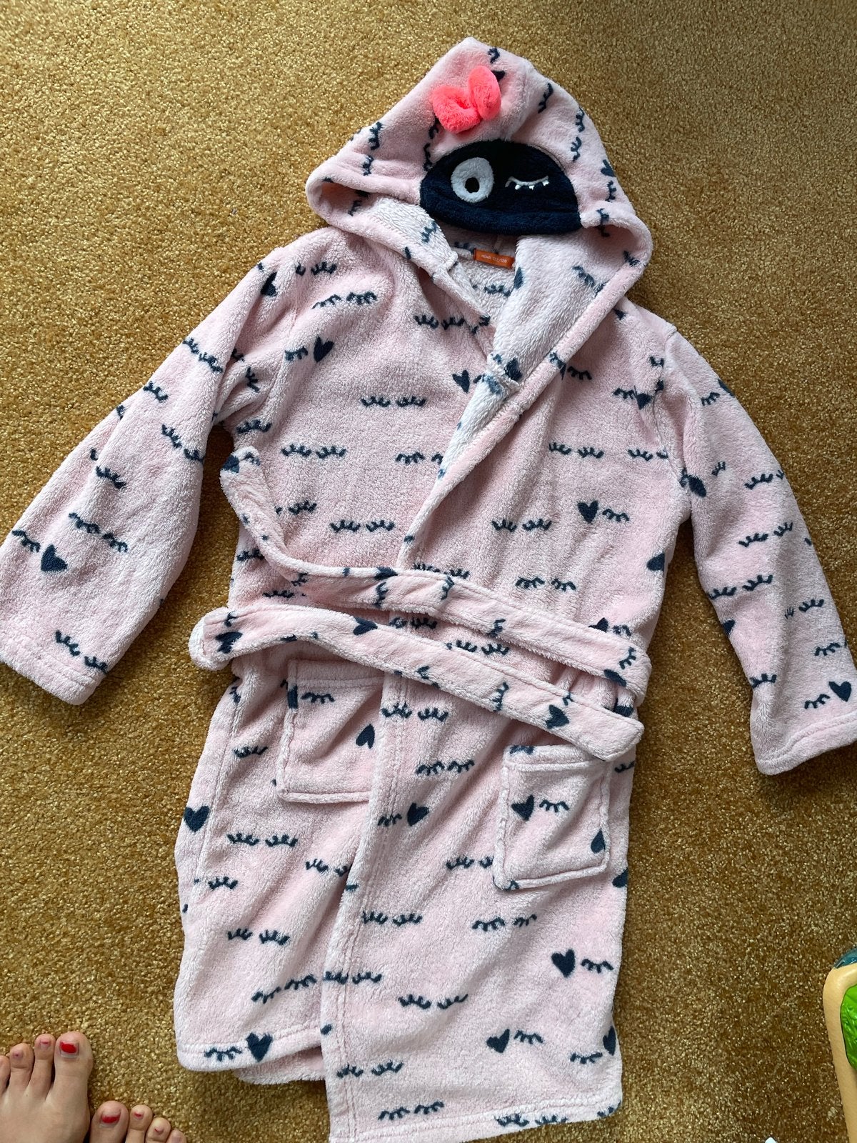 Roze badjas met capuchon - HEMA maat 122-128, Verzenden, Gebruikt, Meisje