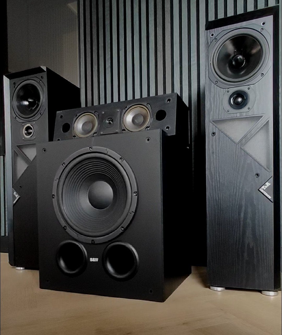 B&W subwoofer / T+A luidsprekers / Energy center, Ophalen, 60 tot 120 watt, Bowers & Wilkins (B&W)