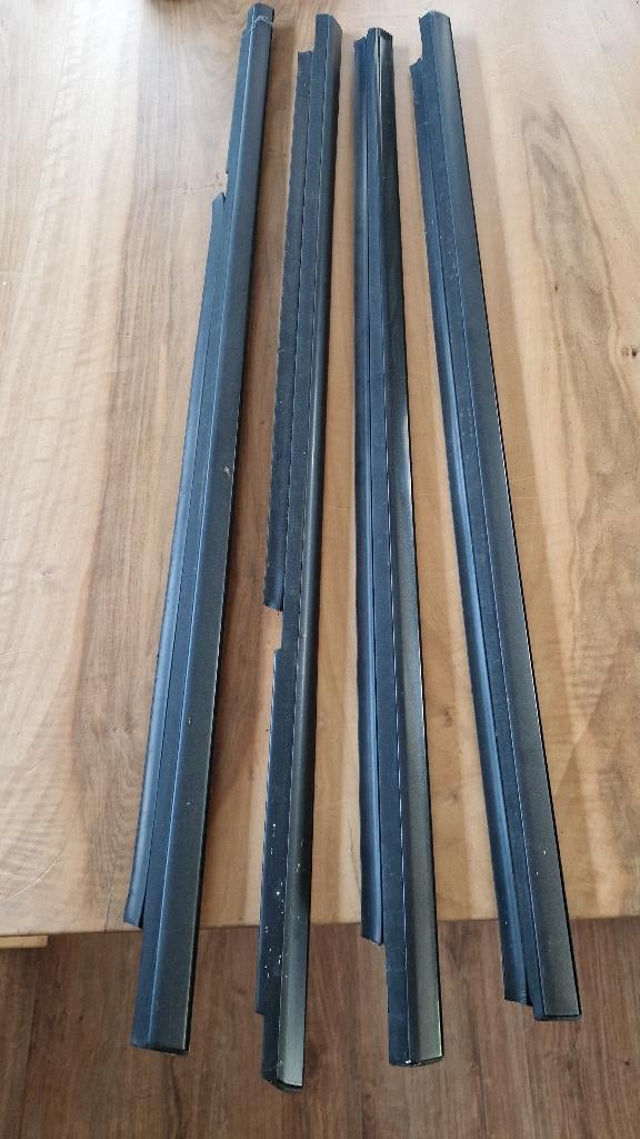 Raamlijsten / Raamstrips Volvo 940 zgan, Auto-onderdelen, Ophalen of Verzenden, Volvo