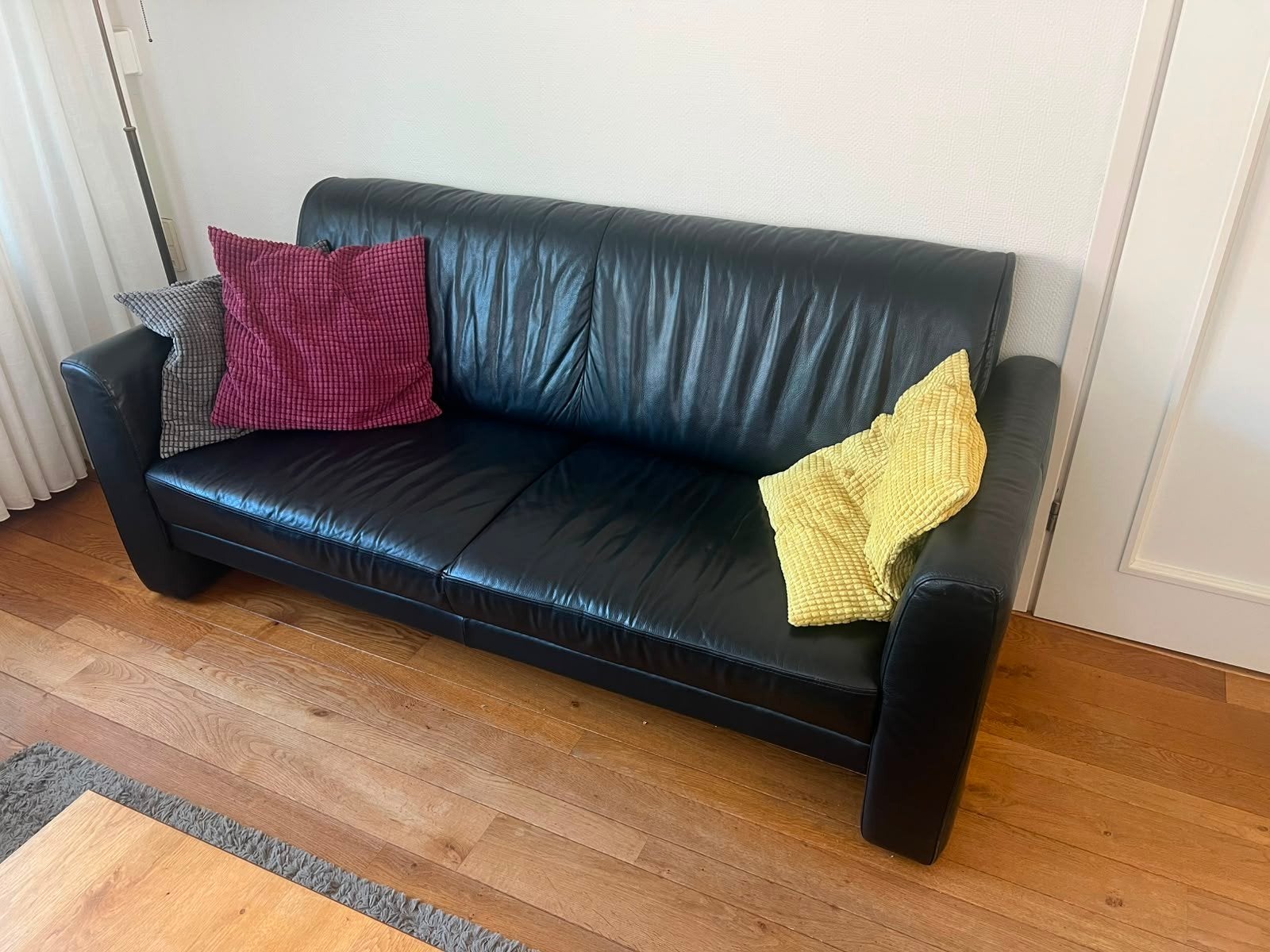Zwarte leren bank, Ophalen, Gebruikt, 150 tot 200 cm, Tweepersoons