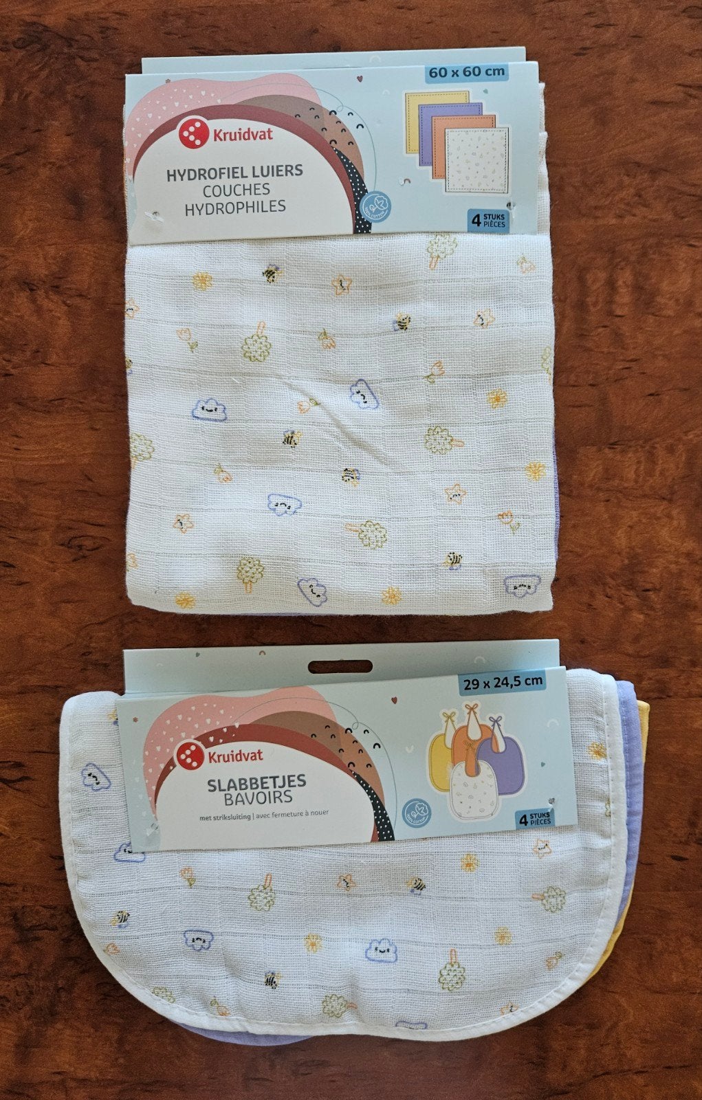 4 nieuwe Kruidvat hydrofiel luiers en 4 slabbetjes, Ophalen of Verzenden, Nieuw